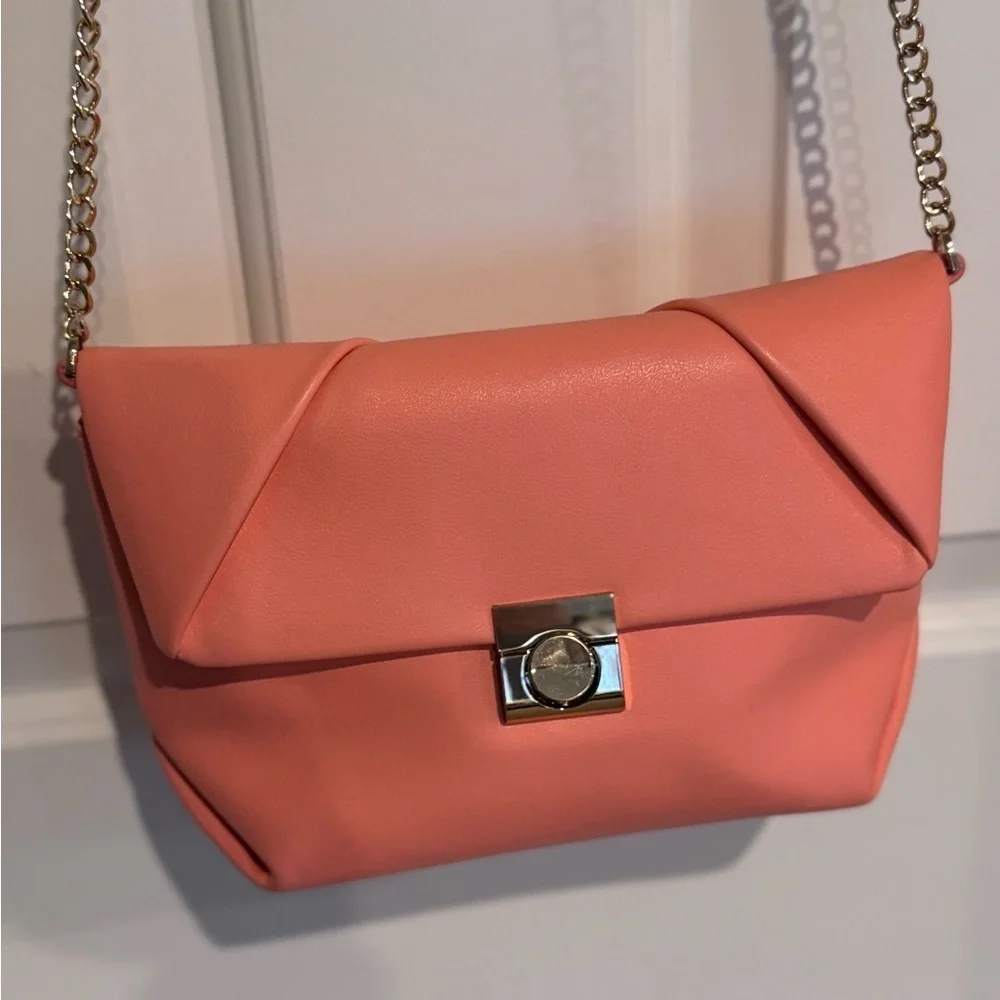 ☃️New Day Peach Purse☃️ - Picture 2 of 6